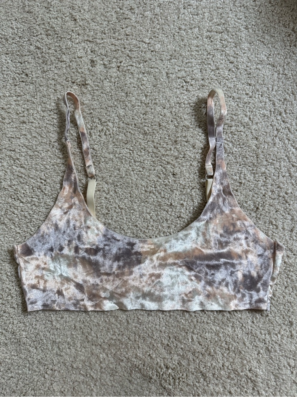 Urban Outfitters (Out from Under) - Crushed Velvet Bralette